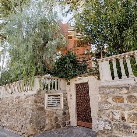 Guesthost - Portosole Attic - With Terrace And Private Parking *
