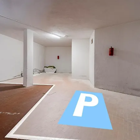 Guesthost - Portosole Attic - With Terrace And Private Parking Appartamento Sanremo