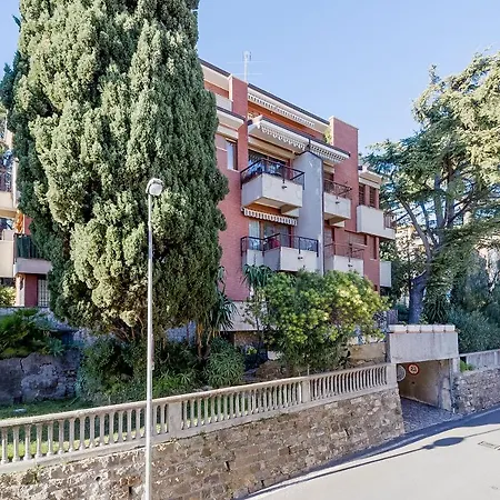 Апартаменты Portosole Attic - With Terrace And Private Parking *