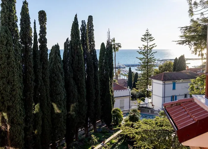 Guesthost - Portosole Attic - With Terrace And Private Parking Apartamento *