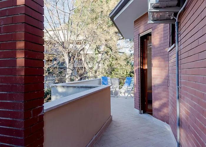 Guesthost - Portosole Attic - With Terrace And Private Parking Apartamento San Remo