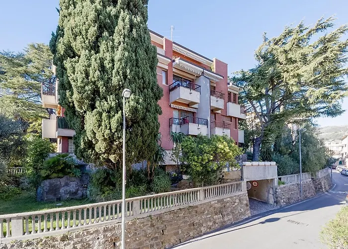 Apartamento Guesthost - Portosole Attic - With Terrace And Private Parking *